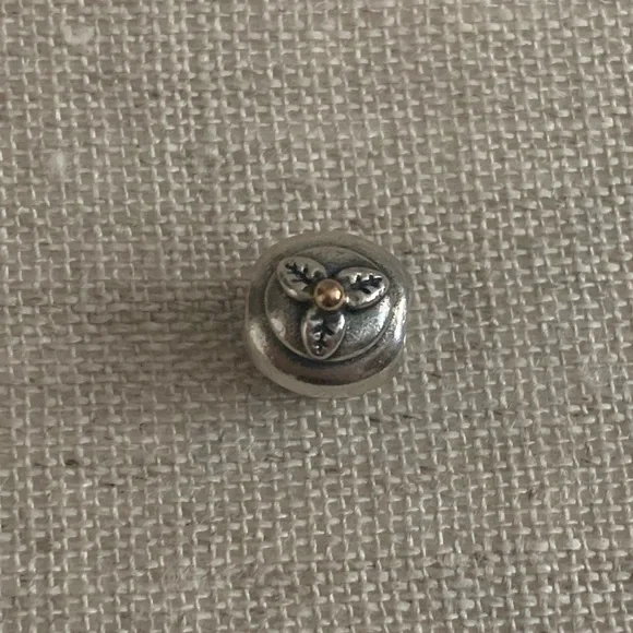 RETIRED Authentic Pandora Cupcake Charm With 14K Gold - Picture 7 of 9